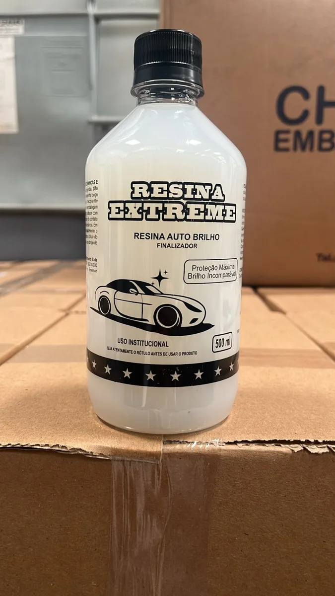 Frasco do produto Resina Extreme para cristalização automotiva